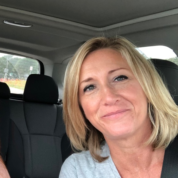 Meet your Posher, Gwenn - Picture 1 of 1